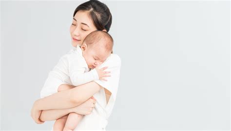 梦见自己抱着一个婴儿是什么意思有点瘦_梦见自己抱着一个婴儿是什么意思呢,第2张